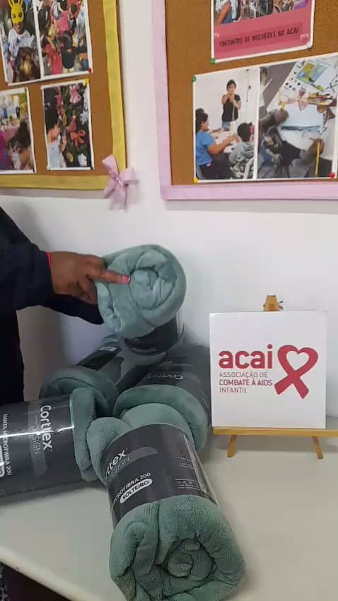 Voluntários registrando uma ação de apoio da ACAI — registro 162