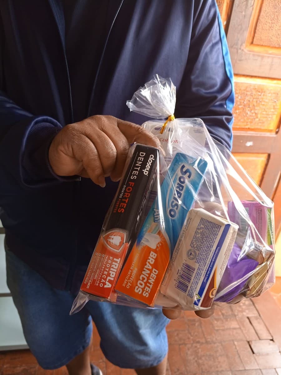 Grupo reunido em atividade de convivência e solidariedade — registro 174